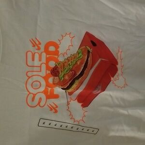 Nike Youth Unisex T-Shirt XL NWT